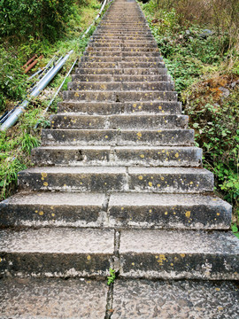 爬山登山石台阶