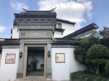 中式庭院门