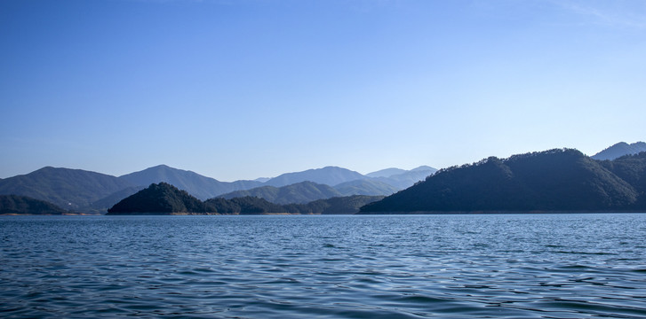 江边风景