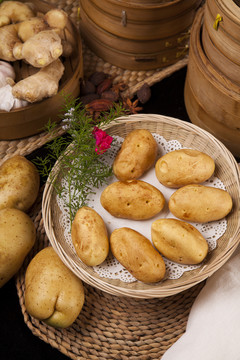 红糖土豆包