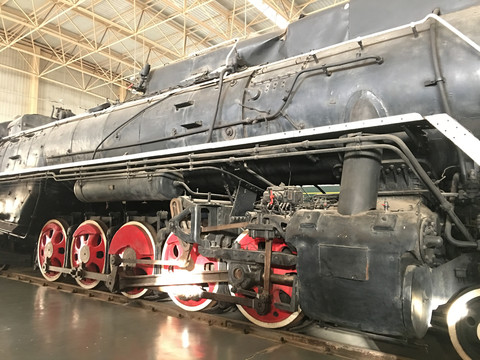 解放1型蒸汽机火车