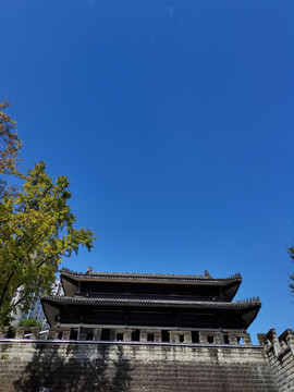 公园内景瞭望塔