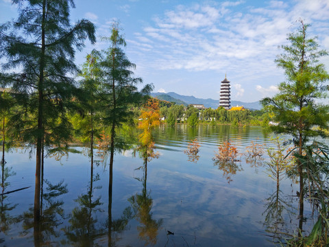 汉丰湖