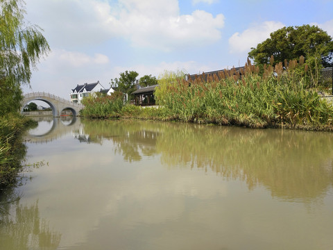 山塘水岸