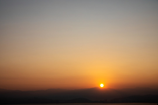日出