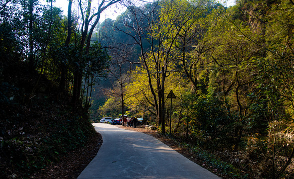 宁国小川藏风光线