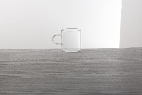 透明茶杯