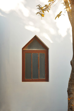 庭院古窗