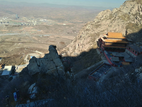 下花园鸡鸣山