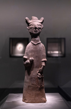三国陶男俑