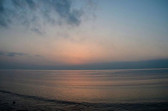 青海湖夕阳日出