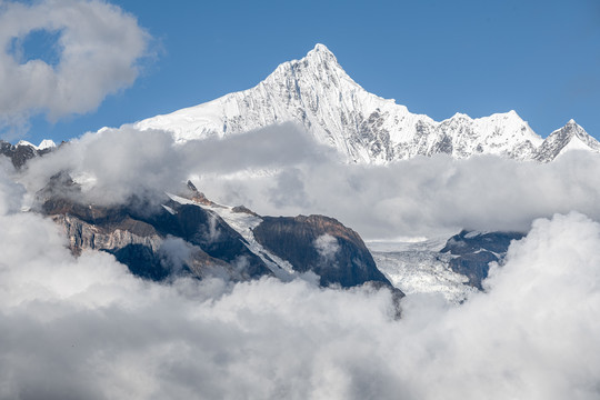 梅里雪山主峰