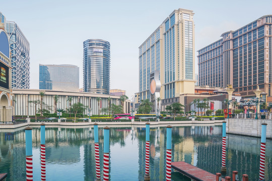 中国澳门城市建筑天际线和街景