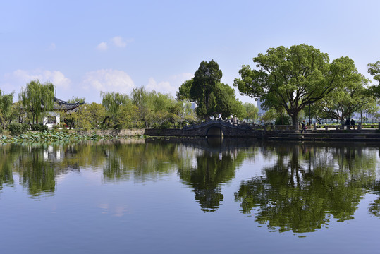 无锡蠡园的园林水景