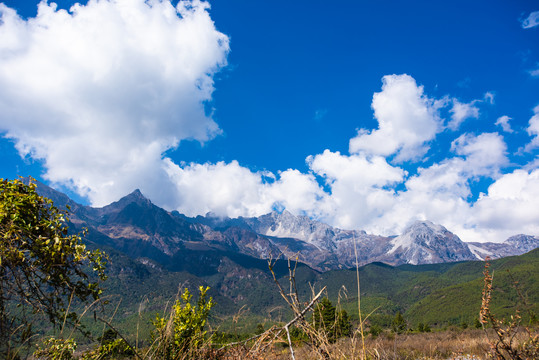 群山