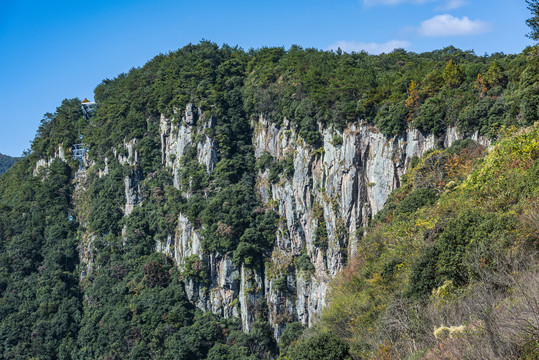 雪窦山千丈崖