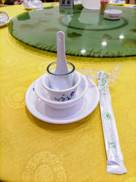 湘菜酒店碗筷