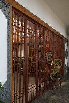 唐语新中式别墅砖雕室内装修实景