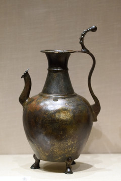 亚美尼亚铜水壶