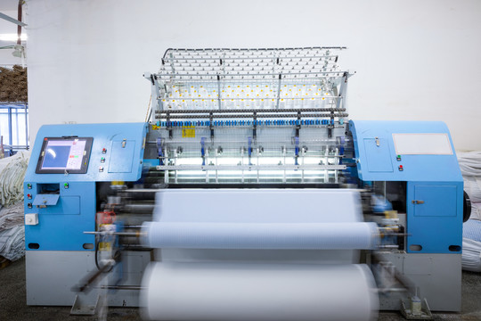 工业生产的纺织机