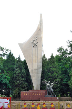 中国少年英雄纪念碑