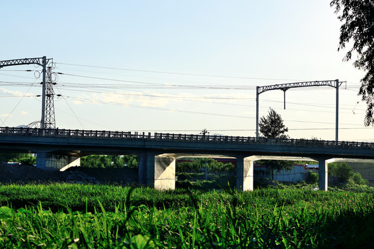 高铁铁路桥