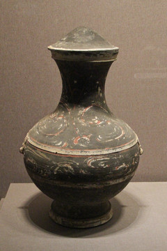 汉代绘彩陶壶