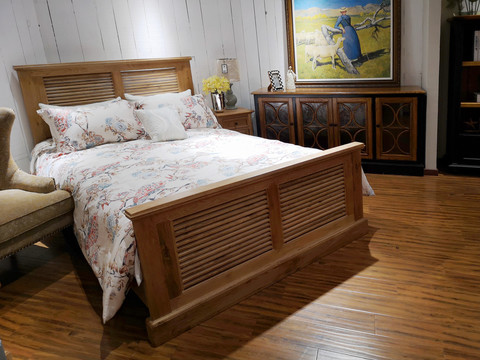 卧室美式实木家具