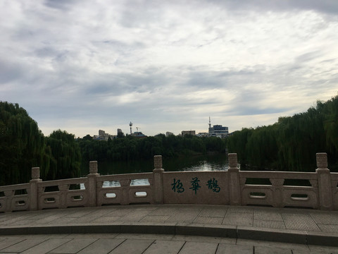 大明湖桥