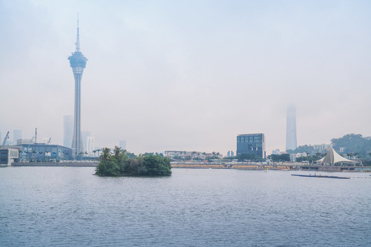 澳门城市建筑天际线和滨海风光