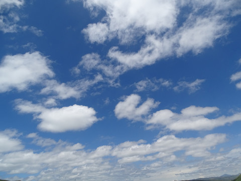 蓝天云彩