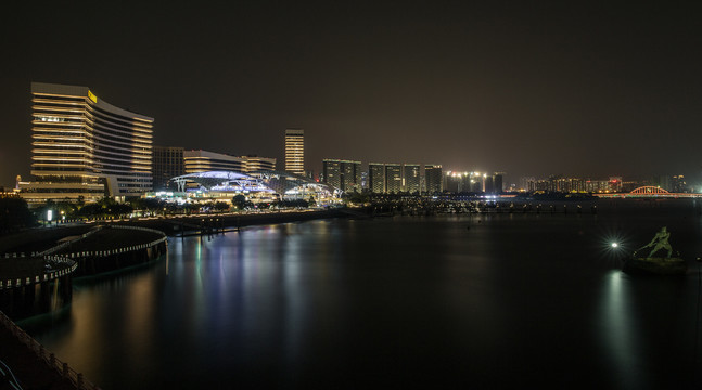 五缘湾游艇港夜景