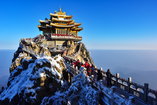 洛阳老君山雪景