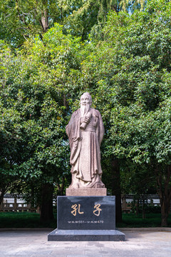 上海嘉定孔庙孔子像