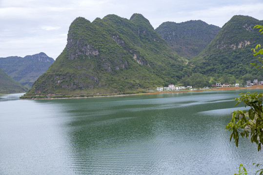 湖泊山水风光