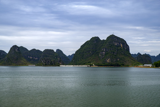 湖泊山水风光