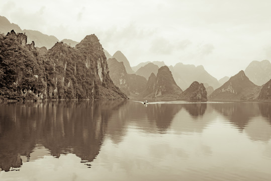 水墨山水