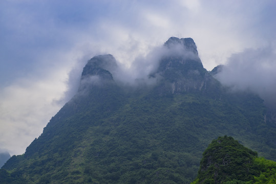 大山高山青山