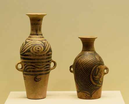 仰韶文化彩陶瓶