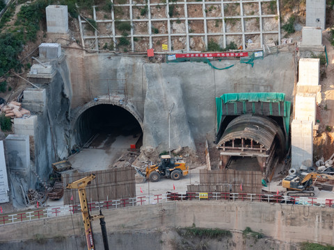 重庆巫山隧道施工场地