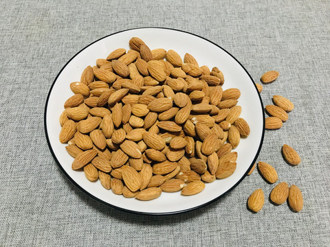 巴旦木