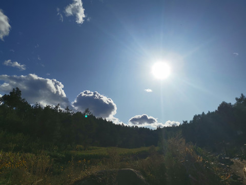 山村风情