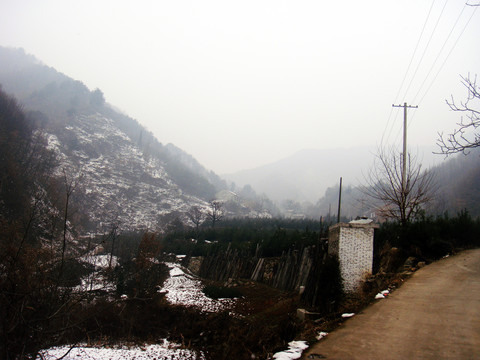 秦岭雪景