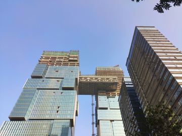 深圳科技园在建高楼握手楼
