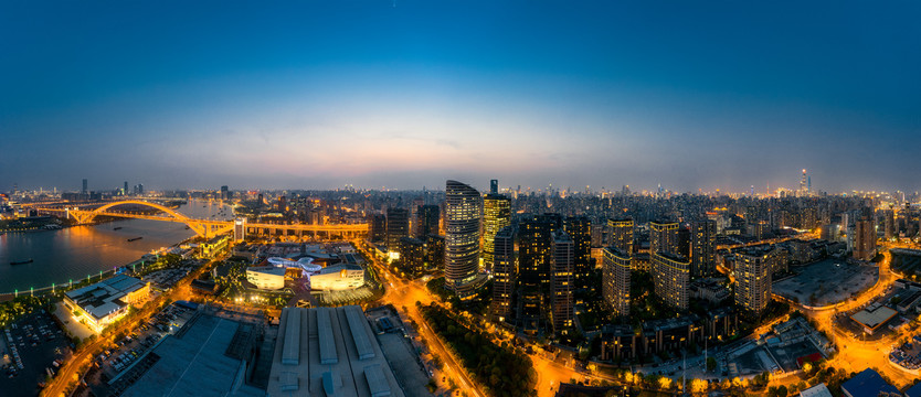 上海卢浦大桥夜景