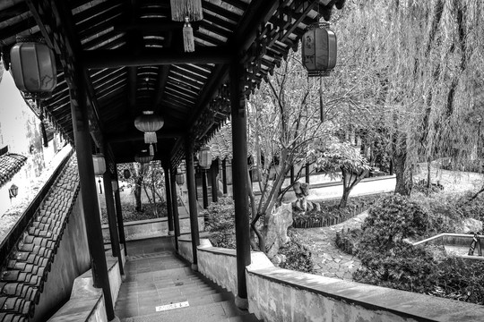 中式园林长廊