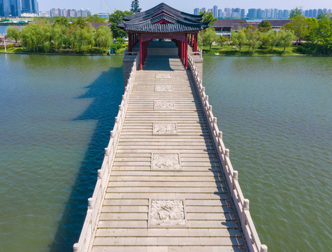 苏州金鸡湖李公堤的桥