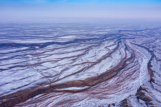 大漠戈壁雪景