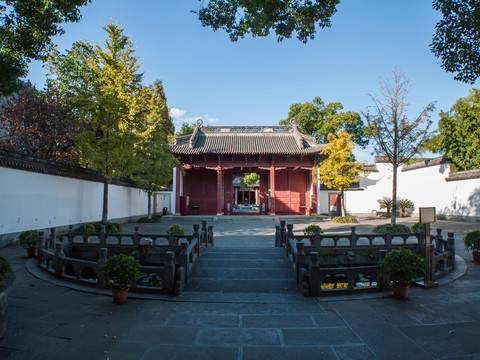 杭州孔庙泮池和大成门