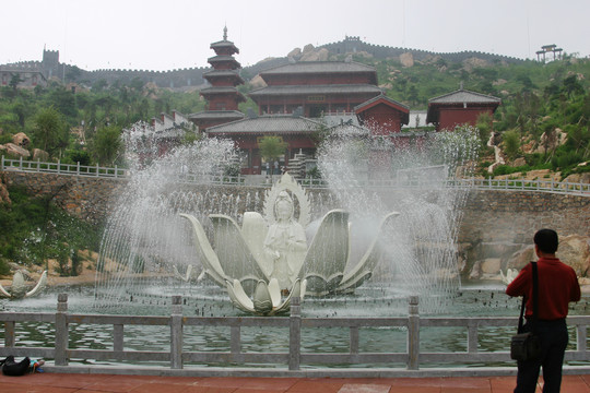 莒南天马岛甘露寺前圣水观音